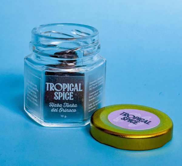 frasco con semillas de Haba tonka de Tropical Spice